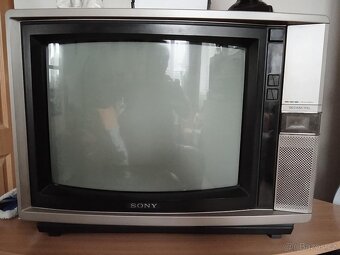 Prodám televizi Sony trinitron color tv KV-2062 MR - 2