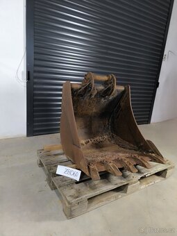 Podkopová lopata na traktorbagr s upínáním Terex - 2