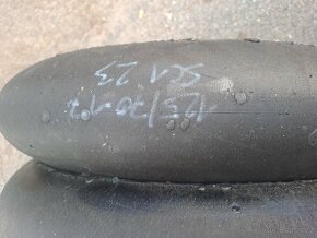 Pneumatiky Pirelli 125/70-17 jeta pár kol - 2