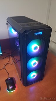 Herní PC s Ryzen 7 3700X, RX 5700 XT a zárukou - 2