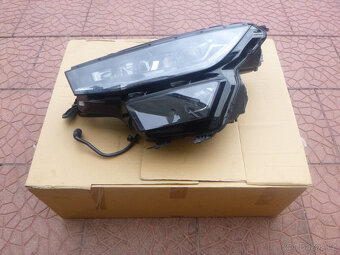 Škoda Kodiaq Lift LED světlo 566941035 maska 565853653C - 2