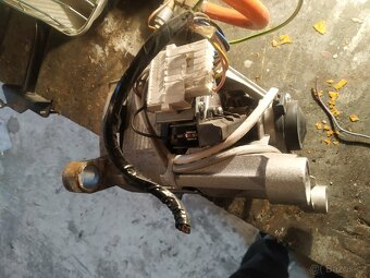Motor z pračky - 2