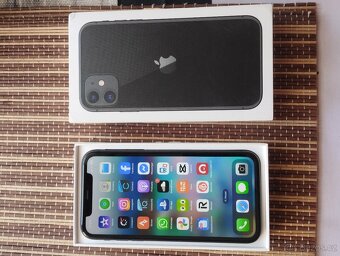 iPhone 11 128GB Černá - 2