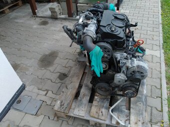 Motor 2.0 tdi bmp - 2