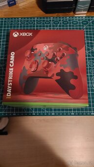 XBOX ovladač - 2