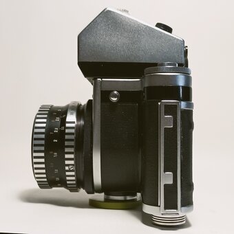 Fotoaparát Pentacon six TL - 2