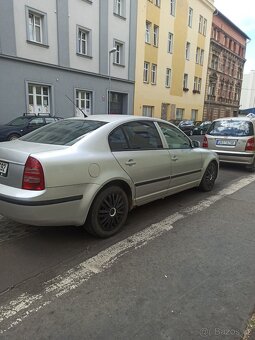 Škoda Superb - 2