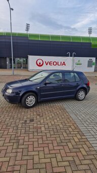 VW Golf 4 - 2