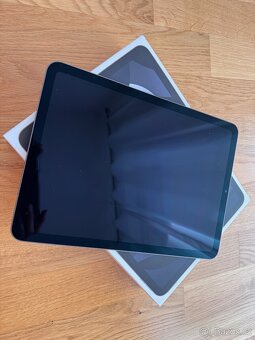 Tablet iPad Air M1 64 GB WiFi – Vesmírně šedý (2022) - 2