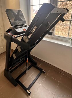 Běžecký pás Trinfit Gara T400i - 2