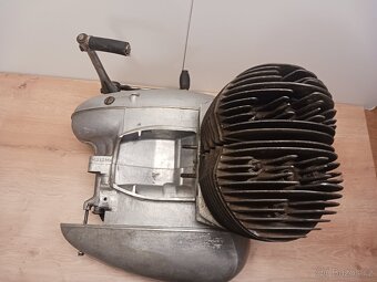 Jawa pérák 350 - 2