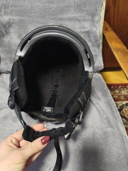 Lyžařská přilba dámská - 2