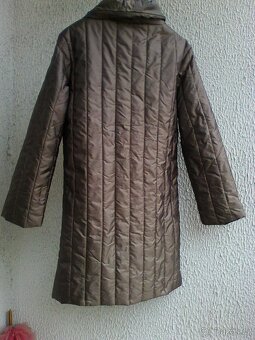 Dámský prošívaný zimní kabát hnědé barvy, vel. L - 2