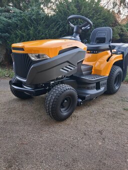Zahradni traktor STIGA Estate 384 - 2