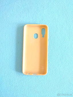 Kryt na Samsung A40 - 2
