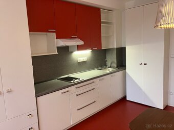 Byt 1+kk, Hronov, 25 m2 - 2