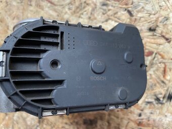 Škrtící klapka 1.8t - 2