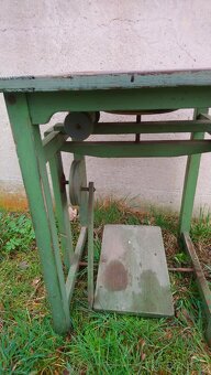 Historický stroj korálky - 2