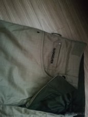 téměř nové zimní kalhoty Quiksilver xl khaki - 2