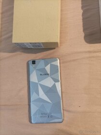 Bluboo , Sony Ericson - 2