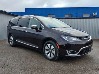 Chrysler Pacifica 3.6 Ehybrid DVD ACC 360° kamera (č.1080) - 2