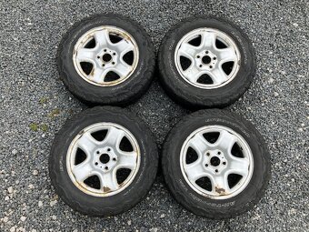 BF Goodrich AllTerrain 215/65 R16 na discích 5x114.3 - 2
