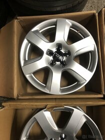 Nova sada alu kol r17 Audi 5x112 - 2