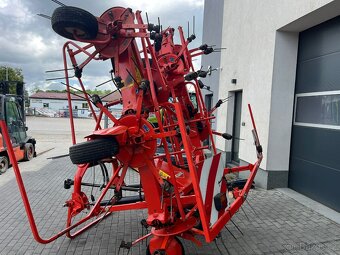 Obraceč sena, píce KÜHN GF 8702 - 2