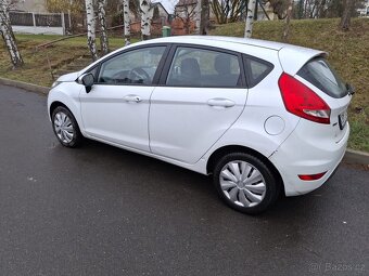 Ford Fiesta - 2