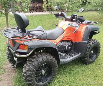 CF moto X800 - 2