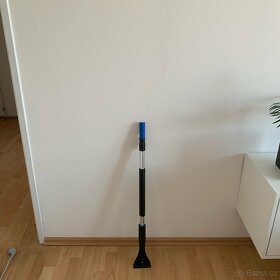 Teleskopická stěrka pro auto - 2