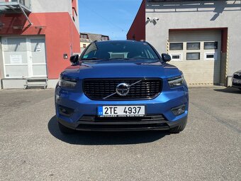 Volvo XC40 D4 AWD R-Design 140kW, 4x4, 2/2018, TOP výbava - 2