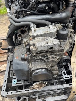 PRODÁM MOTOR 1.6 TDI 77 KW CAYC DSG PŘEVODOVKA 7Q - 2