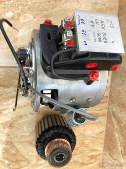 Jawa bizon, panelka 250, 350 - zapalování 50 W po GO, mínus - 2