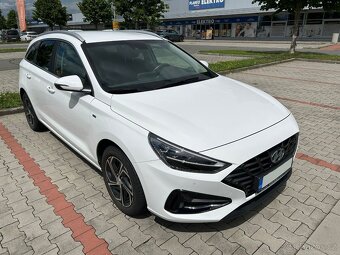 Hyundai i30 kombi 1.5 T-GDI MHEV 117 kW, Smart, 2021, ČR - 2