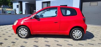 Toyota Yaris 1,0i - 50kw. Jezdí krásně - STK+EM do 9/2026 - 2
