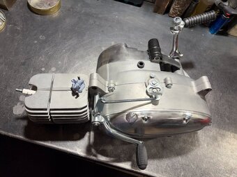 Motor Jawa Pionýr 20, 21, 23 - 2