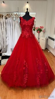 LIKVIDACE SVATEBNÍHO SALONU – Svatební šaty & doplňky. - 2