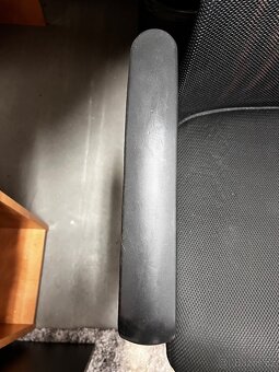 Kancelářská židle - 2