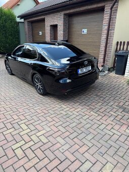 Toyota Camry hybrid 2.5 executive Vip - 2