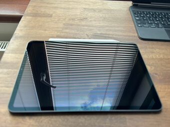 iPad Pro 2018 11" - kompletní set s klávesnicí a tužkou - 2