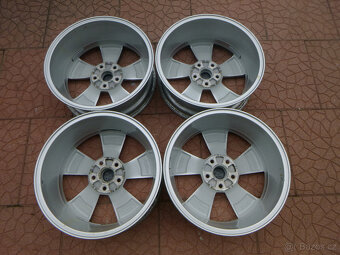 Alu sada kola originál Škoda 5x112 6,5Jx17 ET38 565601025 - 2