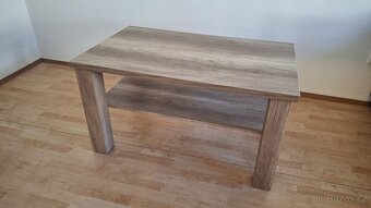 Vyšší konferenční stolek - 2