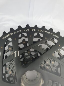 nová kazeta SRAM Eagle 11s XG-1175 full pin 10-42 - 2