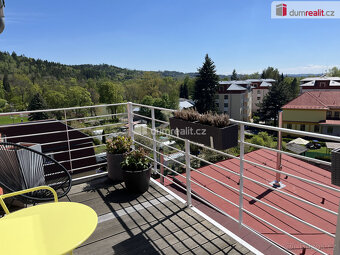 Luxusní byt 3+kk/B ve čtvrtém patře s osobním soukromým výta - 2