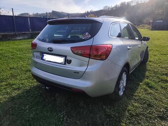 Kia Ceed SW 1.6 CRDi – kombík - 2