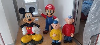 Mimozemšťan ET a další filmové postavy - 2