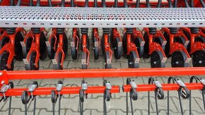 Mechanický secí stroj Maschio Gaspardo NINA - 2