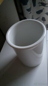 Porcelánová nádoba - 2