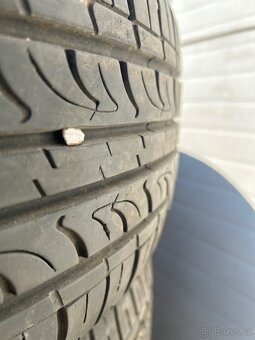 Pneu 225/55R18 - 2